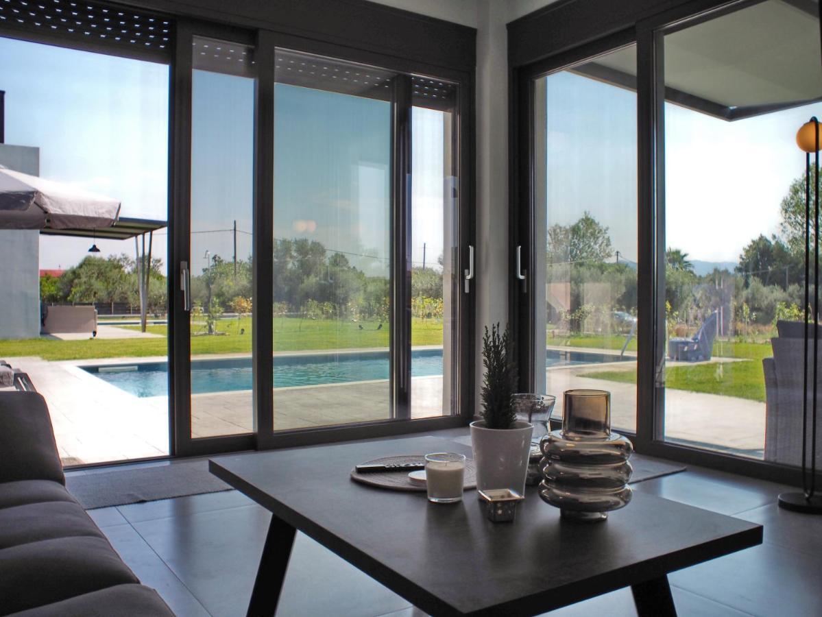 Nostos Luxury Villas With Private Pool In 나프팍토스 외부 사진