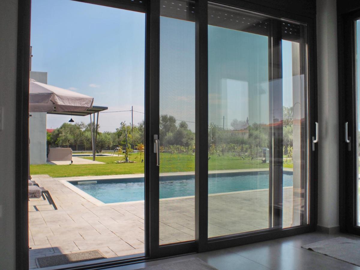Nostos Luxury Villas With Private Pool In 나프팍토스 외부 사진