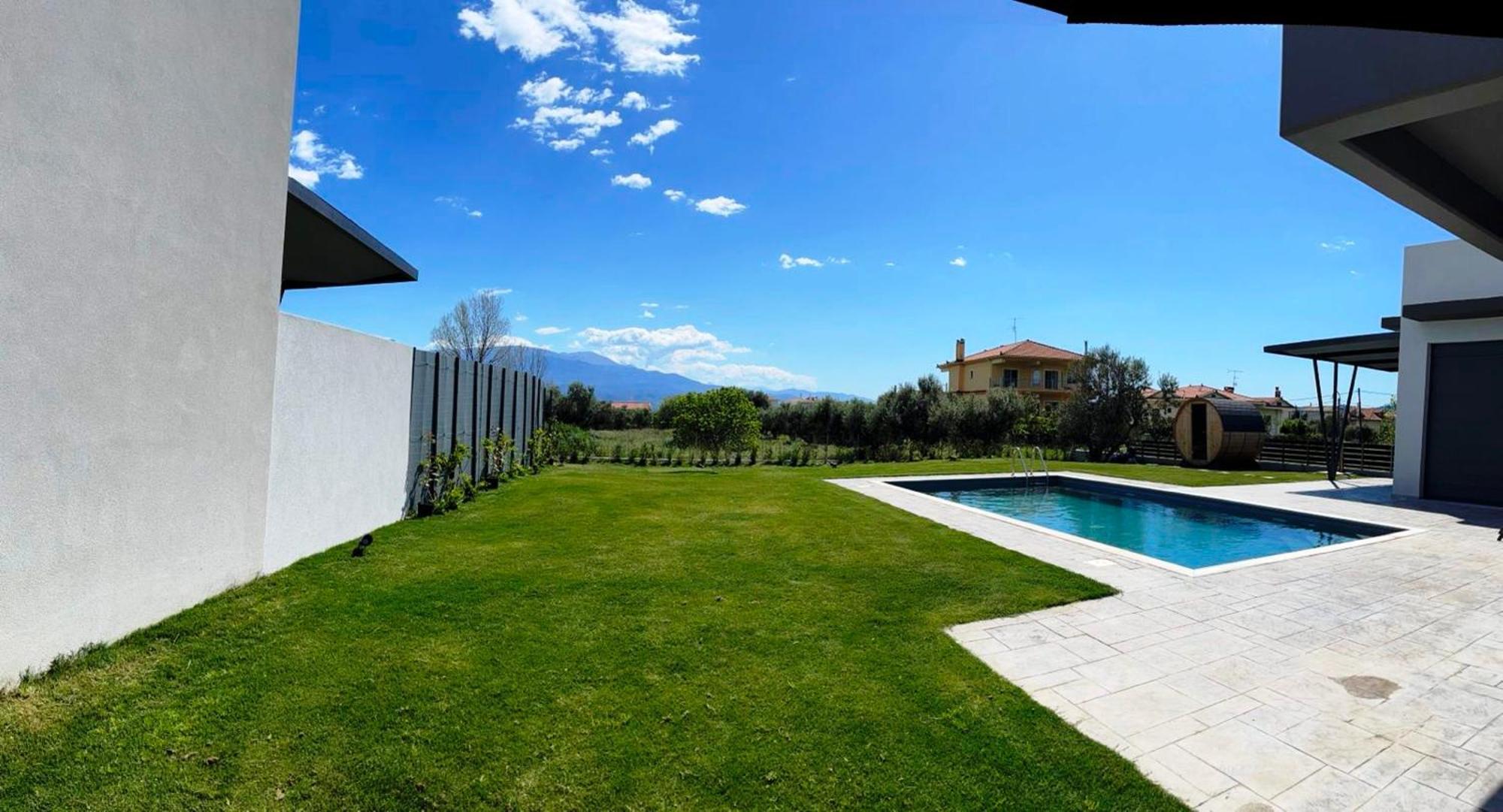 Nostos Luxury Villas With Private Pool In 나프팍토스 외부 사진