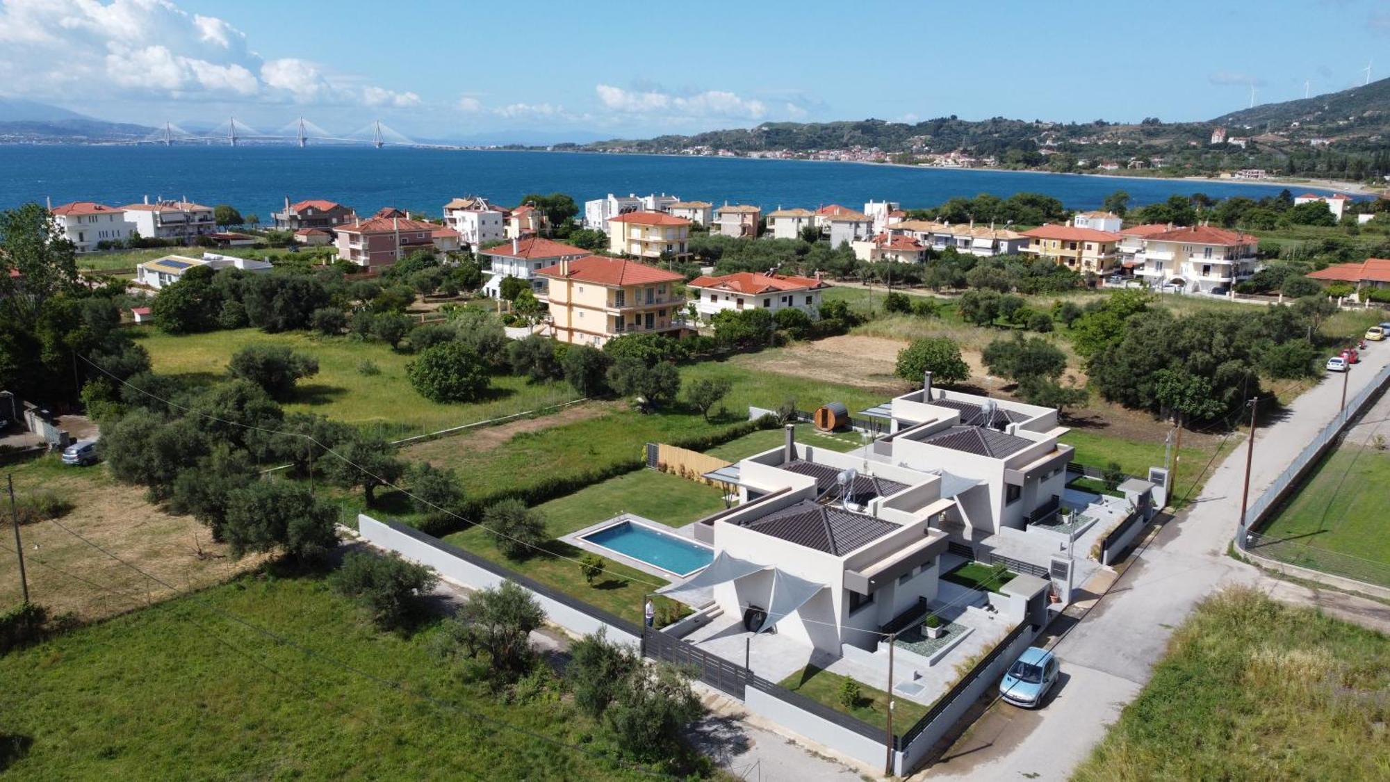 Nostos Luxury Villas With Private Pool In 나프팍토스 외부 사진